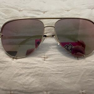 QUAY High Key Stylish Gold Aviator Sunglasses